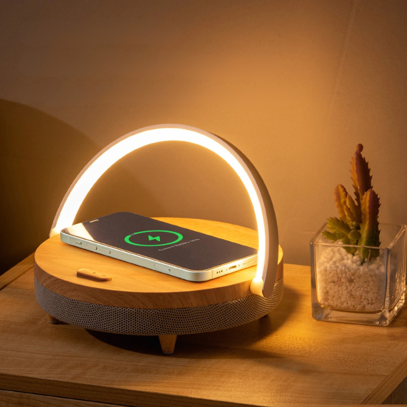 Lampe de Table Élégante avec Chargeur Sans Fil et Enceinte Intégrée - Foivo