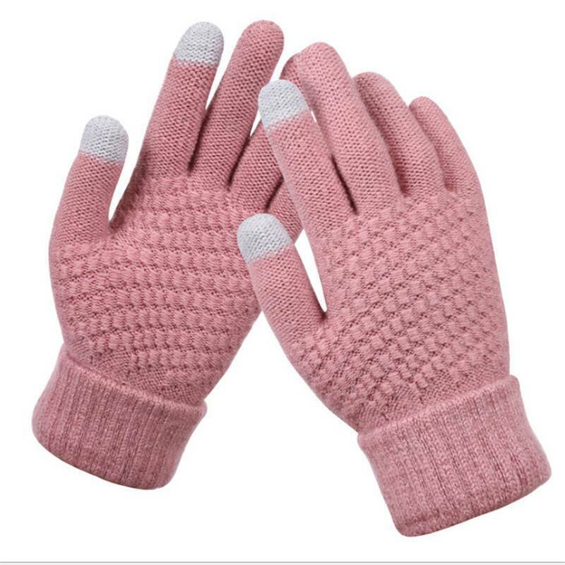 Elegant and Practical Knitted Gloves